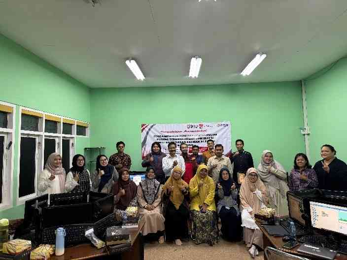 Peserta pelatihan guru-guru TIK di Yayasan Salman Al Farisi Bandung