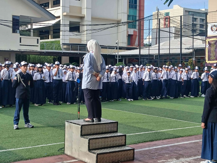 Upacara bendera di smp Labschool jakarta/dokpri