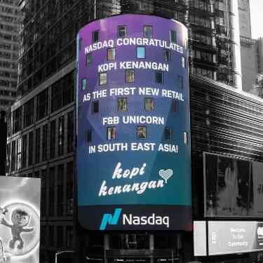 Gambar 2 Billboard Kopi Kenangan oleh Nazdaq (https://www.satukenangan.co.id/tentangkami)