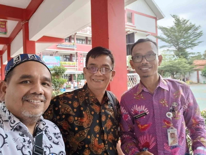 Omjay bersama pak wijan dan pak Yanto/dokpri