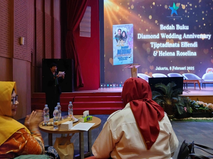 Ibu Doktor Nani menjadi pembawa acara/dokpri