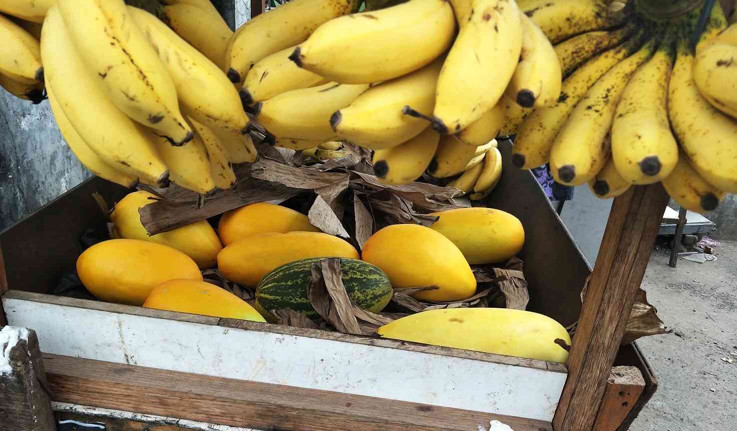 Illustrasi buah pisang, makanan sehat dan organik - dokpri 