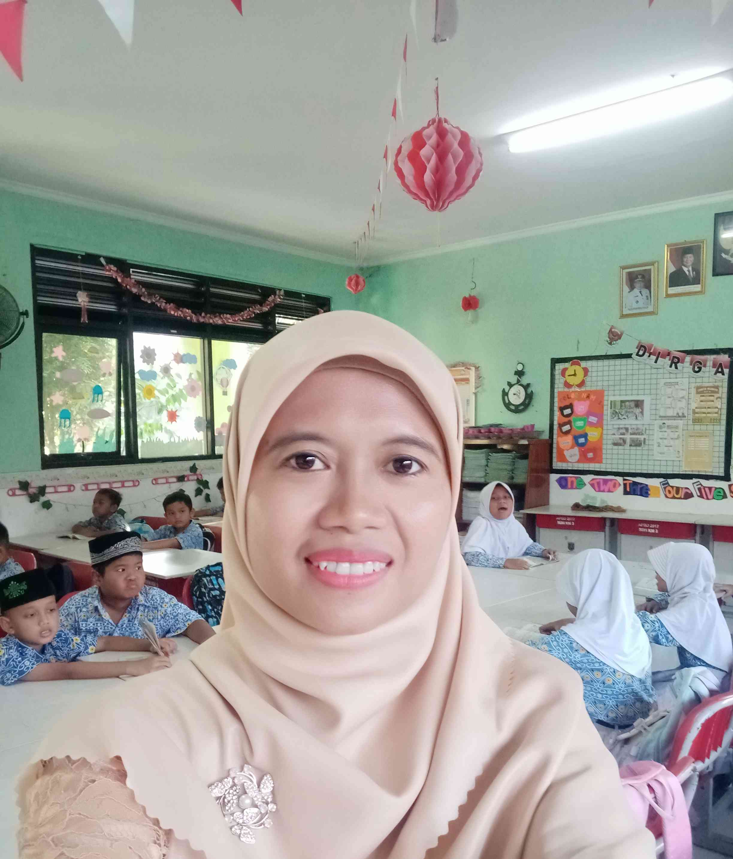 Foto Kegiatan belajar mengajar di kelas. Dokpri. 