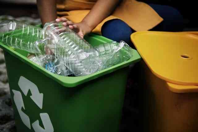 Ilustrasi Penerapan Diet Sampah di Rumah (Sumber Gambar: rinso.com)