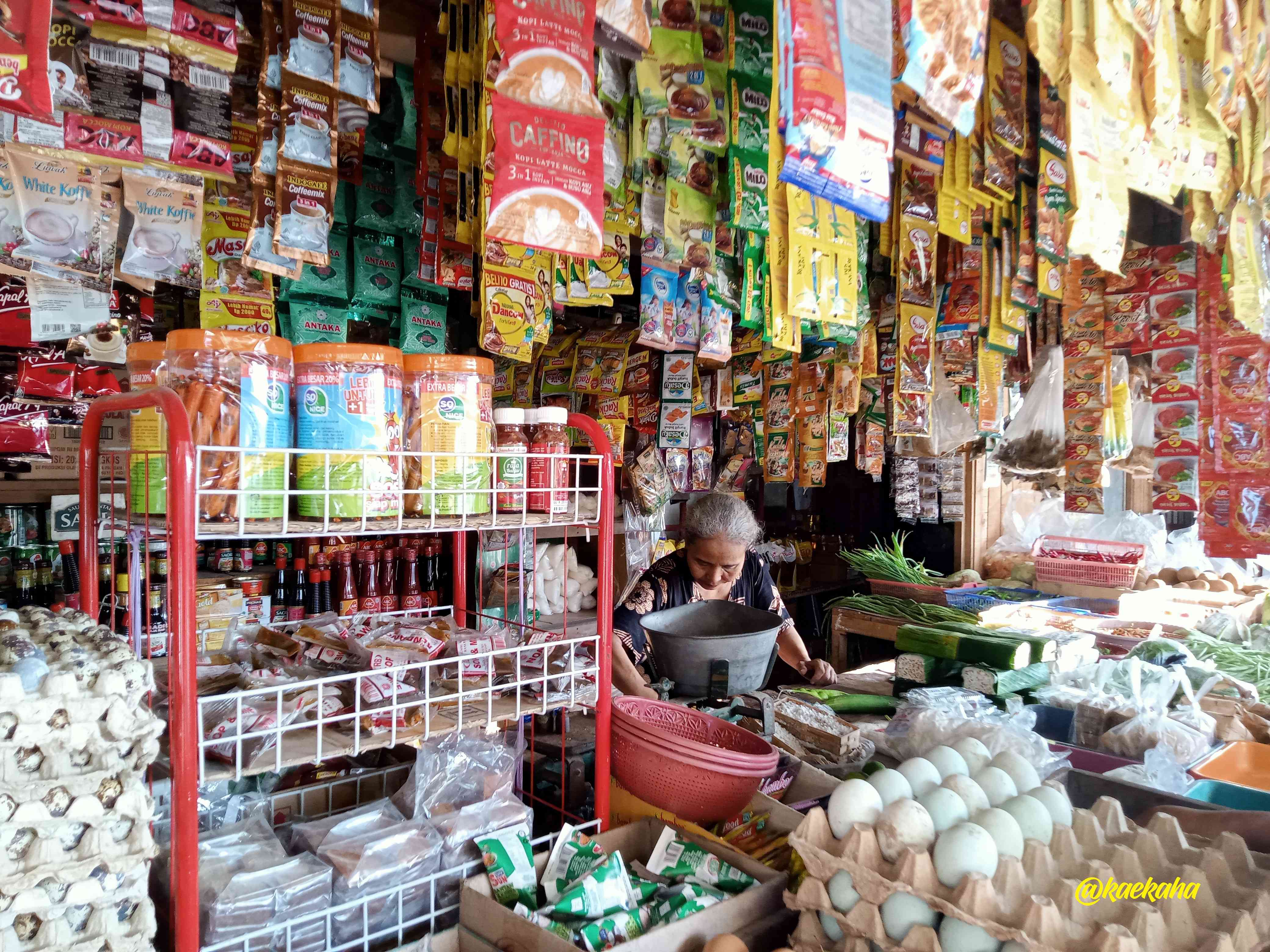 Pencerekenan atau Toko Ritel Tradisional di Banjarmasin yang Bisa Menikmati Berbagai Promo Modern Market | @kaekaha&nbsp;