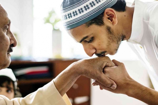 Lebaran minimalis, esensi kebahagiaan kemenangan hati. (via kompas.com)