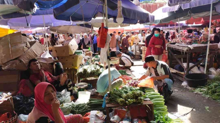Suasana Pasar Balang-Balang (Sri Nur Aminah, Maret 2025)