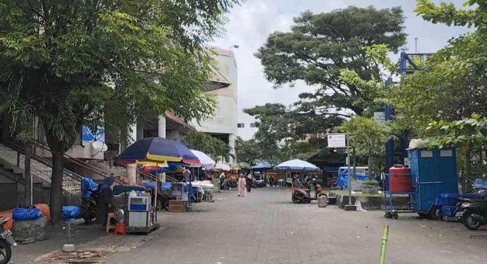 Halaman depan Pasar Besar Malang pada H2 Lebaran. | Dokumen pribadi