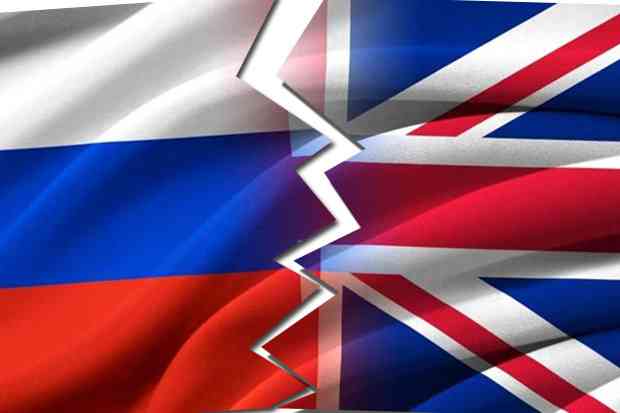 Foto: Ilustrasi Bendera Kebangsaan Rusia dan Inggris (Sumber: Sindonews/Berlianto)