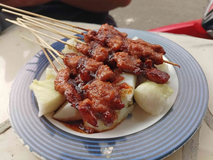 Sate Kelinci Legend Telaga Sarangan: Mengapa Tak Terlupakan?( Dokumentasi pribadi)