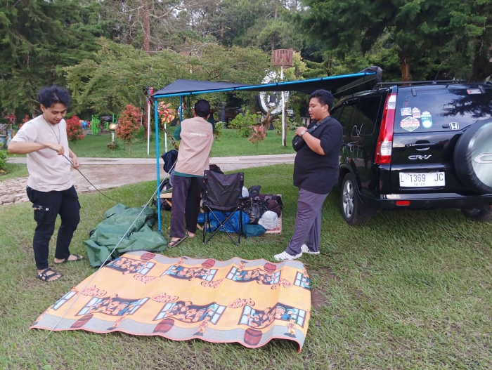 Menata campervan(dokumentasi pribadi)