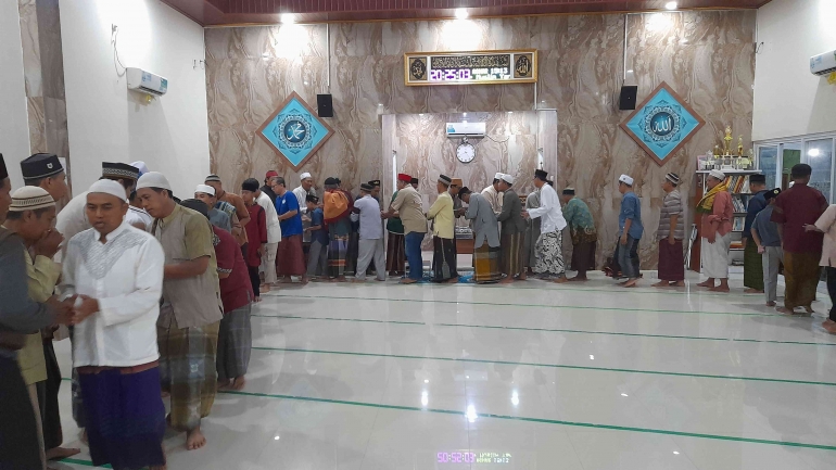 Salaman saling memaafkan(dokpri)
