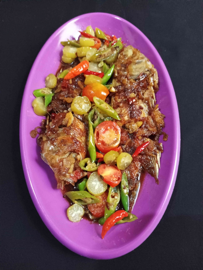 Asem-asem Ikan Nila CVI Wirotaman(dokumentasi pribadi)