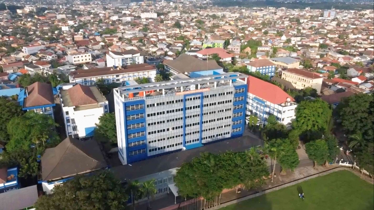 Gedung FISIP UIN Raden Fatah Palembang. Sumber: Video YouTube Profil FISIP UIN Raden Fatah Palembang Tahun 2025, channel FISIP RFTV.