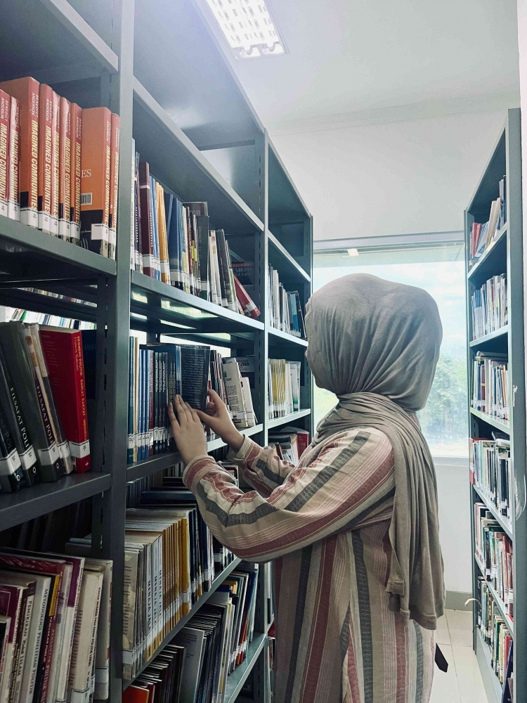 Foto Didalam Perpustakaan FISIP (Dokumen Pribadi)