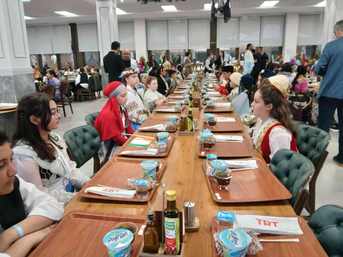 Makan siang di trt/dokpri