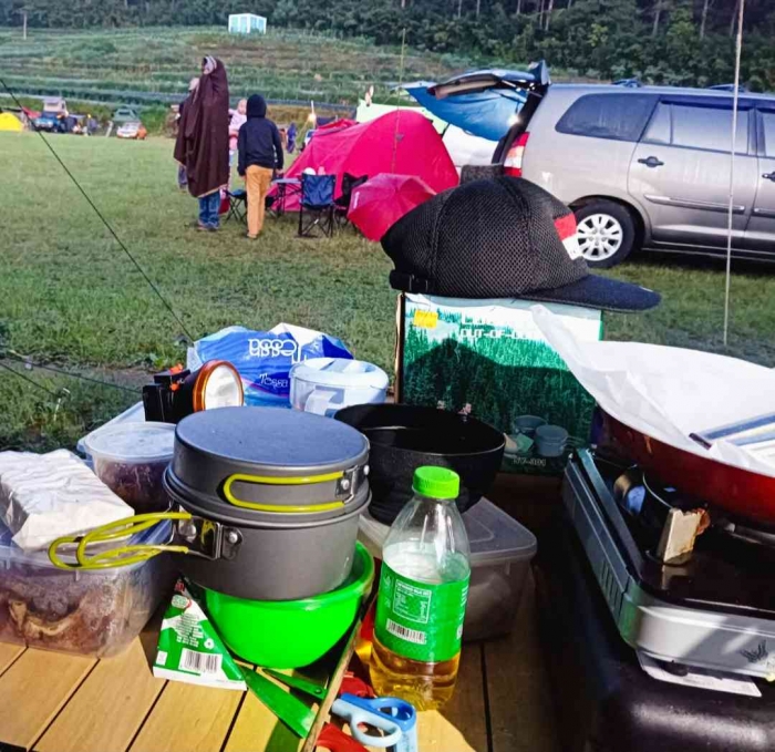 Waktu sudah menunjuk pukul 05.33 wib, tapi suhu masih sangat rendah, dan udara begitu dingin(dokumentasi pribadi)