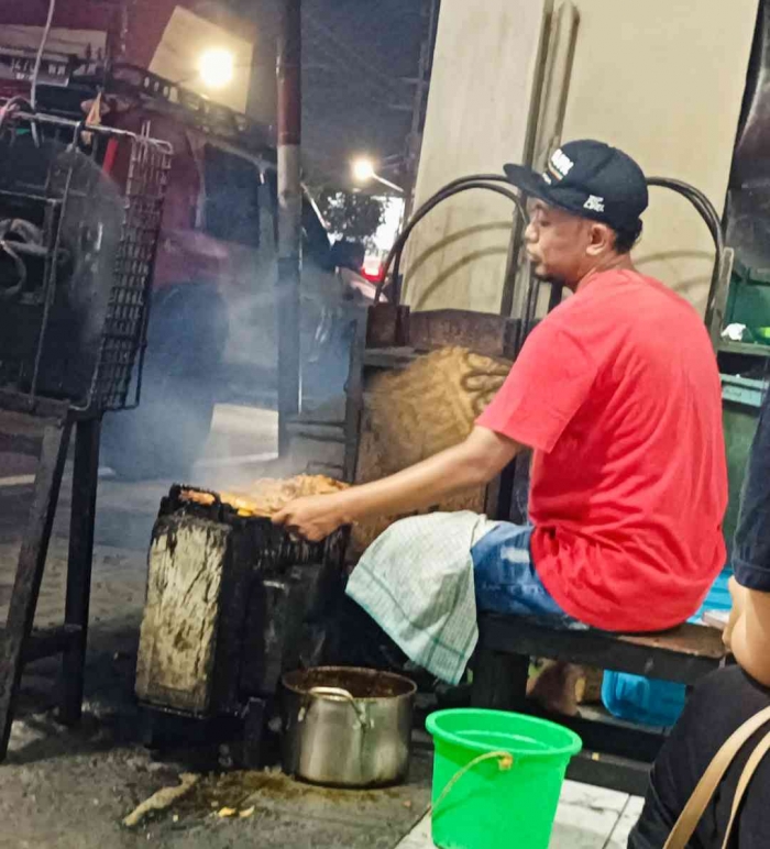 Sate Ponorogo dengan aroma nya yang lezat menggoda(dokumentasi pribadi)