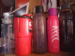 Beberapa produk tupperware. (Sumber: Dokumentasi Pribadi)