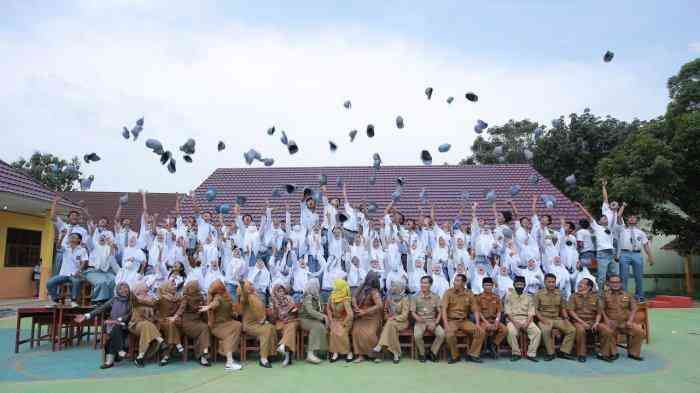 perpisahan dis ekolah-tribunews.com