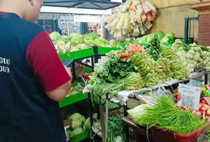 Pembayaran QRIS di Lapak sayuran sudah bisa dilakukan, apakah ini pertanda saatnya mengadopsi bank digital?(Dokumentasi pribadi)