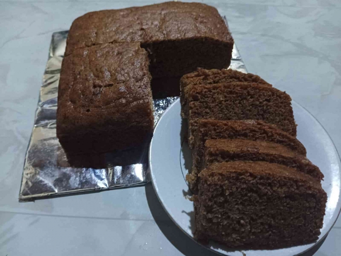 Cake pisang kukus dari buah pisang