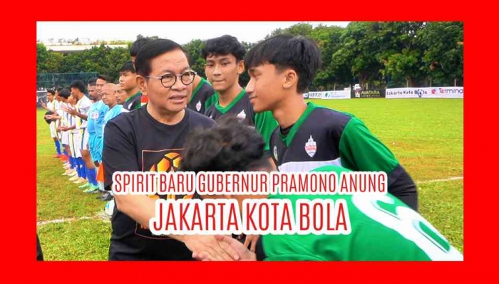 Gubernur Pramono Anung kick off Liga Jakarta U-17 Piala Gubernur 2025. Gerakan menata ekosistem sepak bola Jakarta. Foto: Isson Khairul