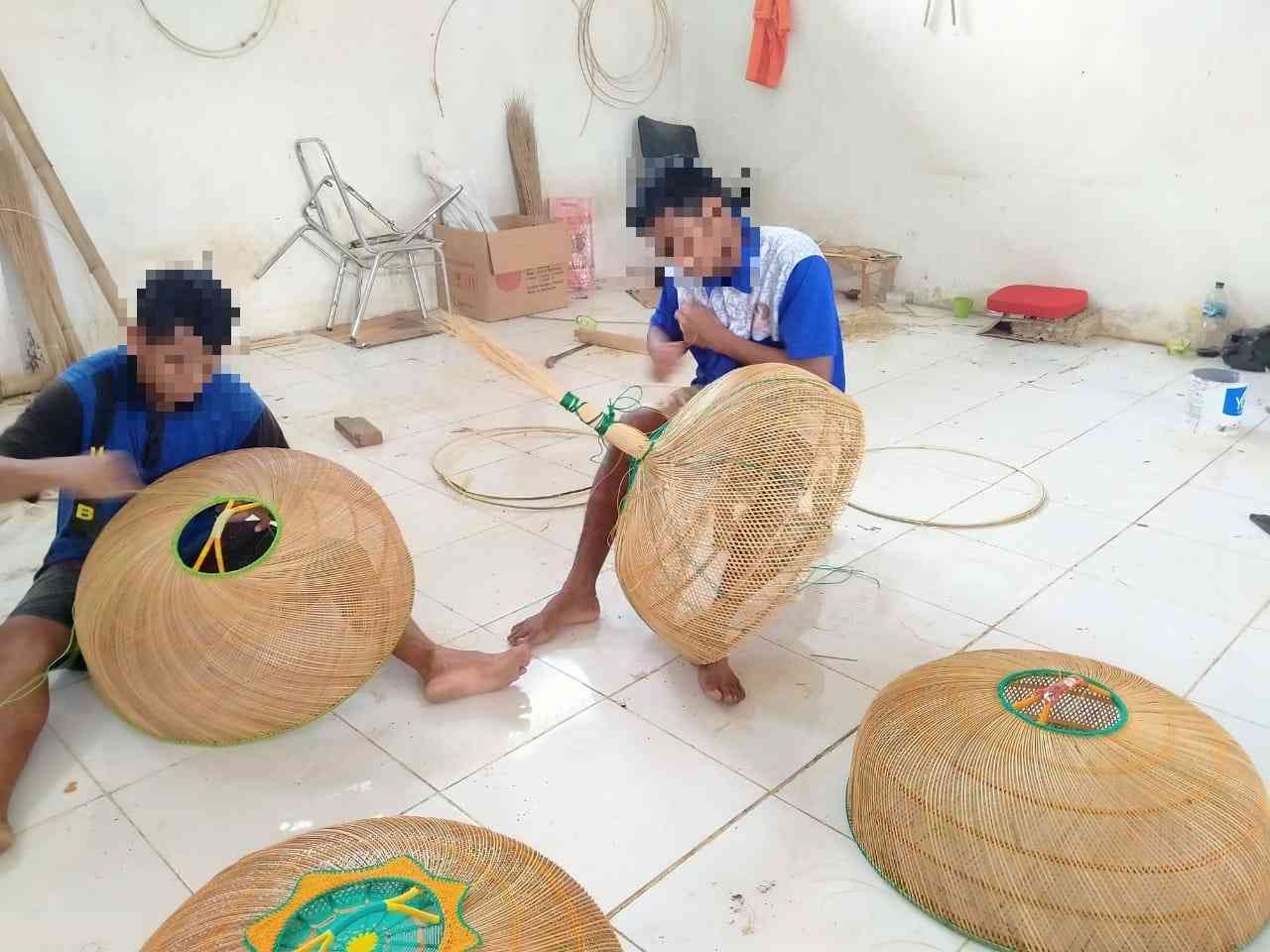 Di Balik Jeruji Rutan Pasangkayu, Tangan-Tangan Kreatif Merajut Asa dan Karya