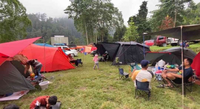 Camper Van bersama saudara dan keluarga dalam komunitas CVI(dokumentasi pribadi)