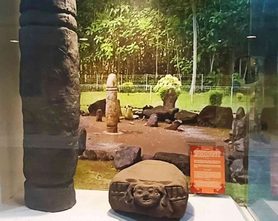 Koleksi Megalitikum selalu membuatku takjub (dokpri)Â