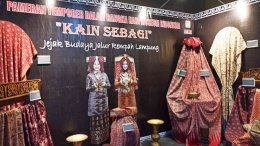 Lampung juga menjadi jalur perdagangan rempah-rempah sehingga kemudian hadir kain sebagi yang terpengaruh kain India (dokpri)