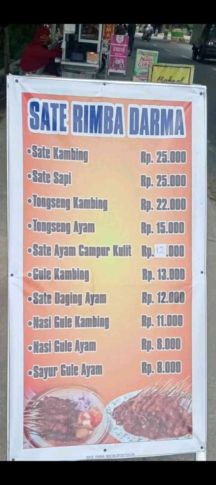 Daftar menu sate Rimba Darma(Sumber: Facebook Senja Sore)