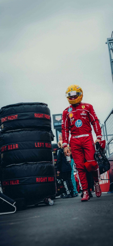 (Foto: Lewis Hamilton Drivers FERRARI F1 ) (Sumber :Freepik/https://x.com/HQFormula1/status/1917176548580642904?t=A9x7VyziQK)