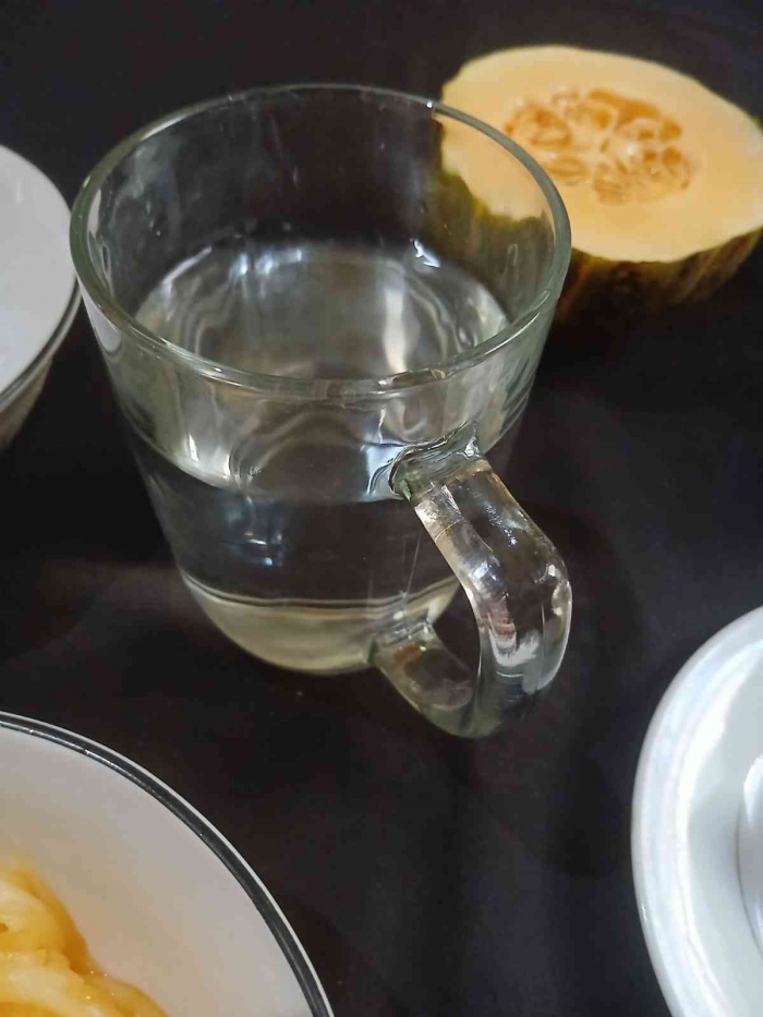 Siapkan air matang(dokumentasi pribadi: Isti Yogiswandani)