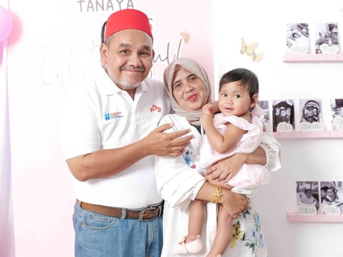 omjay dan istri bersama cucu tercinta/dokpri