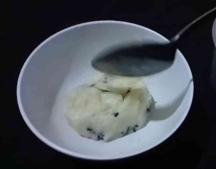 2. Isi meses coklat, bentuk bulat (dokumentasi pribadi: Isti Yogiswandani)