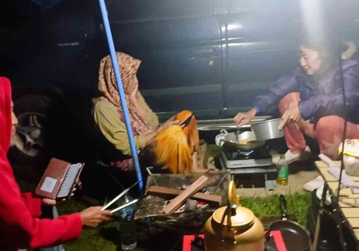 Menyiasati Suhu Mbediding Saat Berkemah Waktu Liburan(dokumentasi pribadi: Isti Yogiswandani)