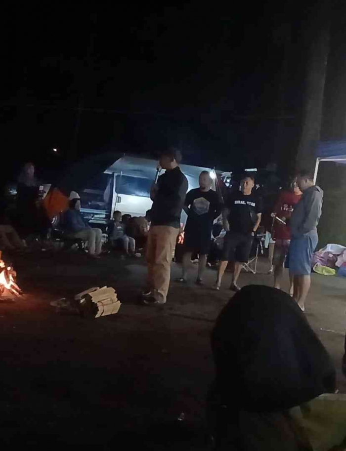 Para inisiator acara Kemah Hore CVI Regional Jateng (Om Purwadi, Om Ragil, Om Memed, Om Dony dan Om Jafar)(dokumentasi pribadi: Isti Yogiswandani)