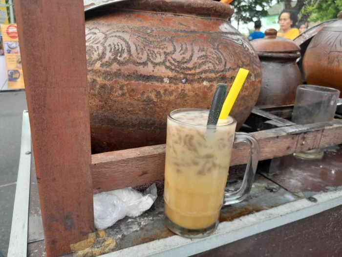 Satu gelas cendol dawet Rp 5.000 (dokpri)