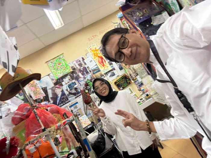 (Selfie photo) Kondisi lab unik di Lab EAT.