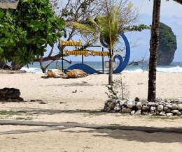 Pantai Tanjung Penyu - Dok. Laurensia Reni
