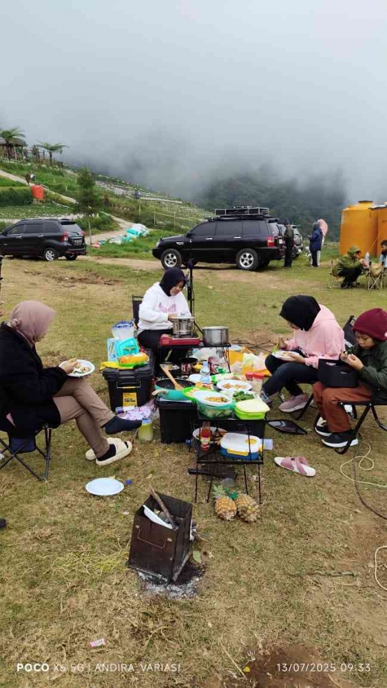 Cahaya alami matahari dan aktivitas fisik di luar melepas hormon endorfin(dokumentasi pribadi: Om Zamzam)