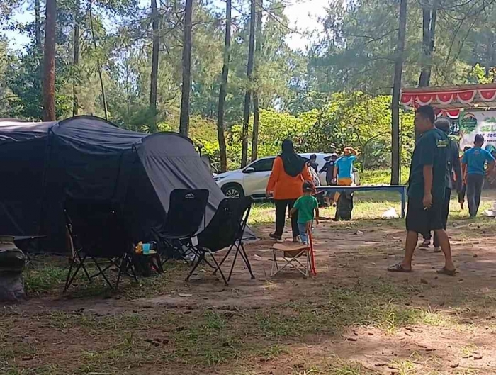 Tempat yang luas membuat anak -anak nyaman bermain(dokumentasi pribadi: Isti Yogiswandani)