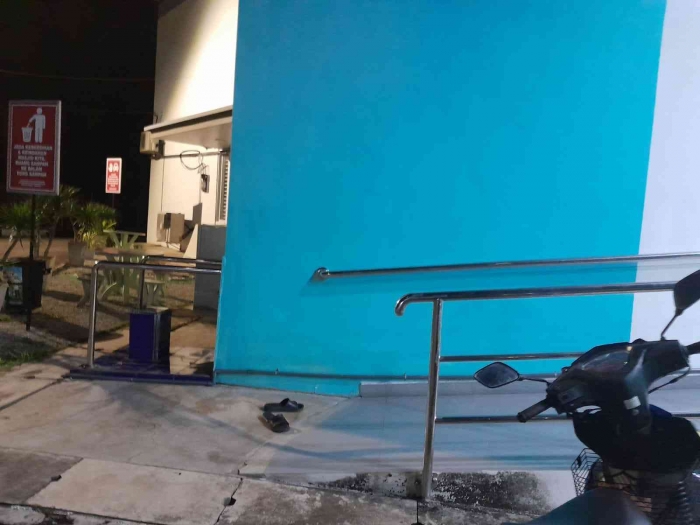 dekat tempat berwudu ada jalan khusus disabilitas (dokpri)
