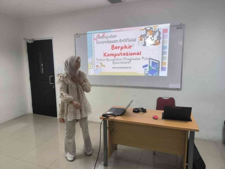 Ibu Rizka yang sangat Bersemangat : Dokumentasi Mas Fauzan FTUMJ