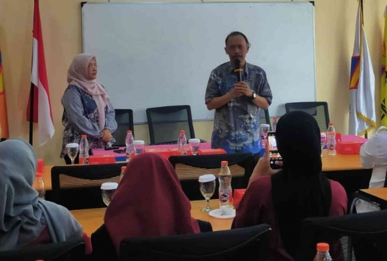 Ketua Larasdikdudi Jatim, Bapak Yudha Prasetyawan, Saat Menjadi Keynote Speaker di Forum Rutinan Larasdikdudi. (Foto : Istimewa/Humas Larasdikdudi Jatim)