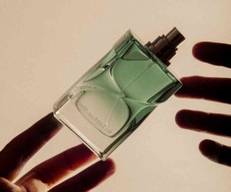 ilustrasi parfum (sumber foto ; Sandra dans)