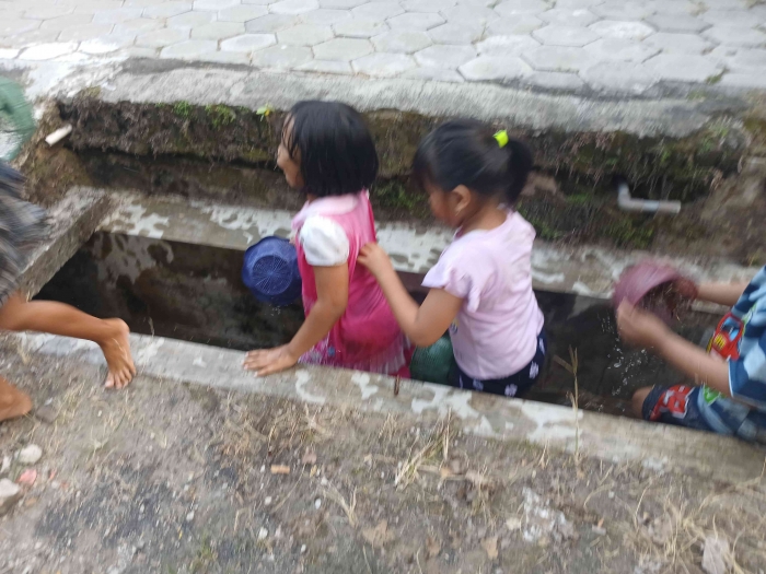 Ayo maju terus....(Dokumentasi pribadi |Isti Yogiswandani)