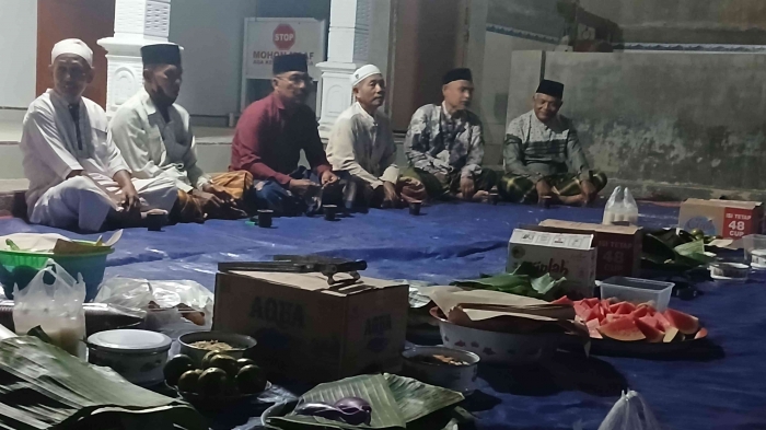 Semua warga diundang menghadiri tasyakuran (dokumentasi pribadi|Isti Yogiswandani)
