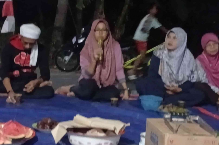 Tasyakuran RT 11 Malam 17 Agustus: Singkat Padat Hemat Khidmat(dokumentasi pribadi |Isti Yogiswandani)